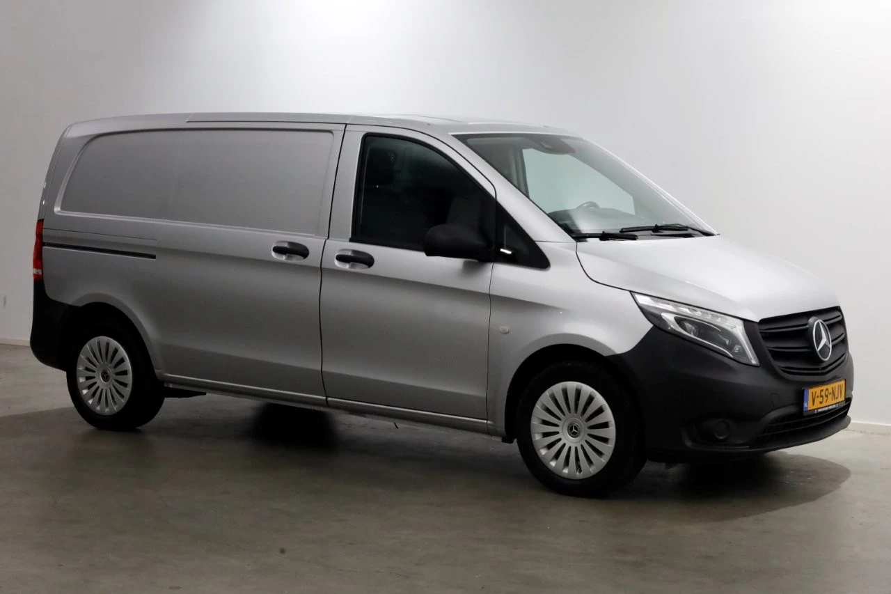 Mercedes-Benz Vito 2022 - CDI 136pk Compact 9G Automaat 2x Schuifdeur/LED/Camera/Inrichting 07-2022 image 12