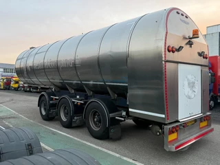 Burg N/A 2008 - + RMO MILK 35.300 LITER / RVS TANK (STAINLESS STEEL) image 6