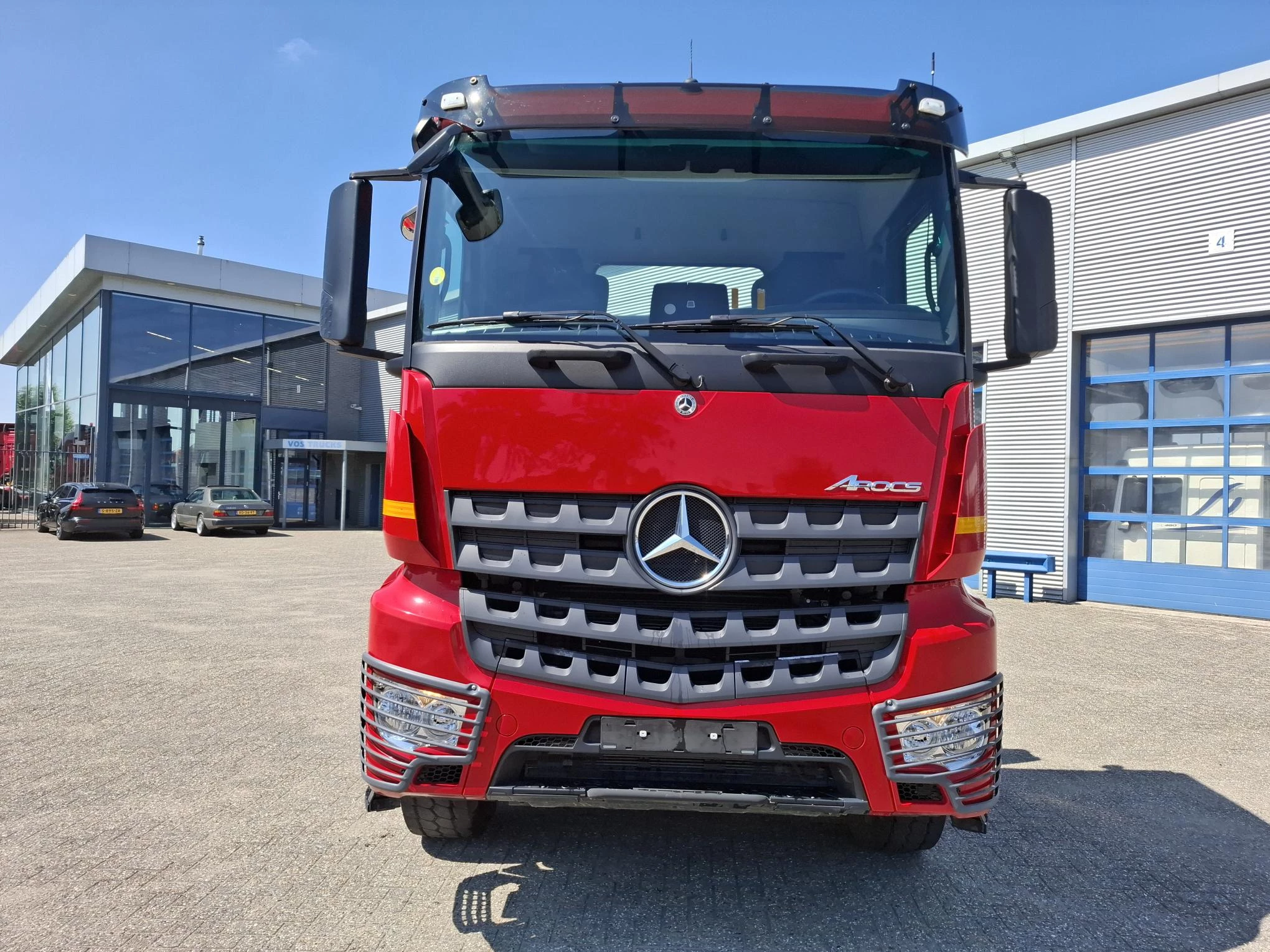 Mercedes-Benz Arocs 3242 2024 - / 8X4 / HIAB 25TON HOOKLIFT / !! 35539 KM!! / TOP CONDITION / BIG AXLE / FRIDGE / SMART TACHO / AUTOMATIC / EURO-6 / 2024 immagine 11