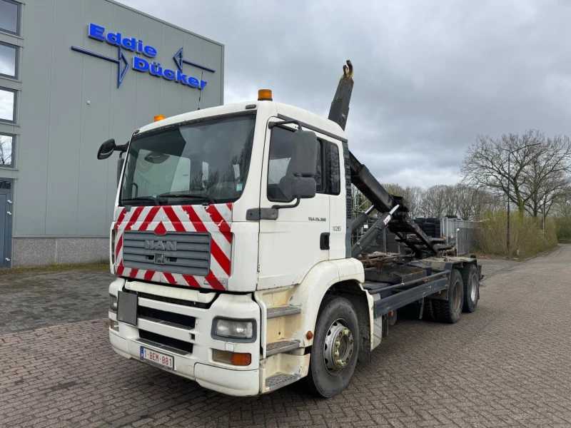 MAN TGA 2004 - 26.360 6X4 EURO 3 obrázek 1
