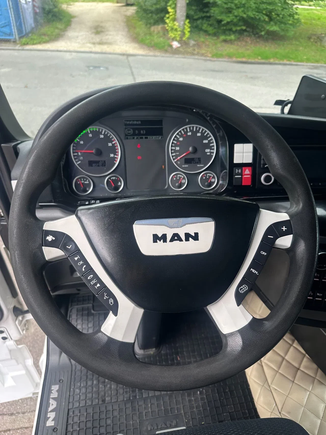MAN TGX 2015 - 18.480 BLS *Kipphydraulik *Euro6 *Rangierfahrzeug *ALCOA zdjęcie 29