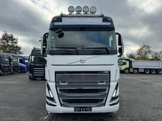 Volvo FH 2021 - FH750 NEW FACE,6X4 TANDEMLIFT ,RETARDER,FULL SPEC !! imagen 4
