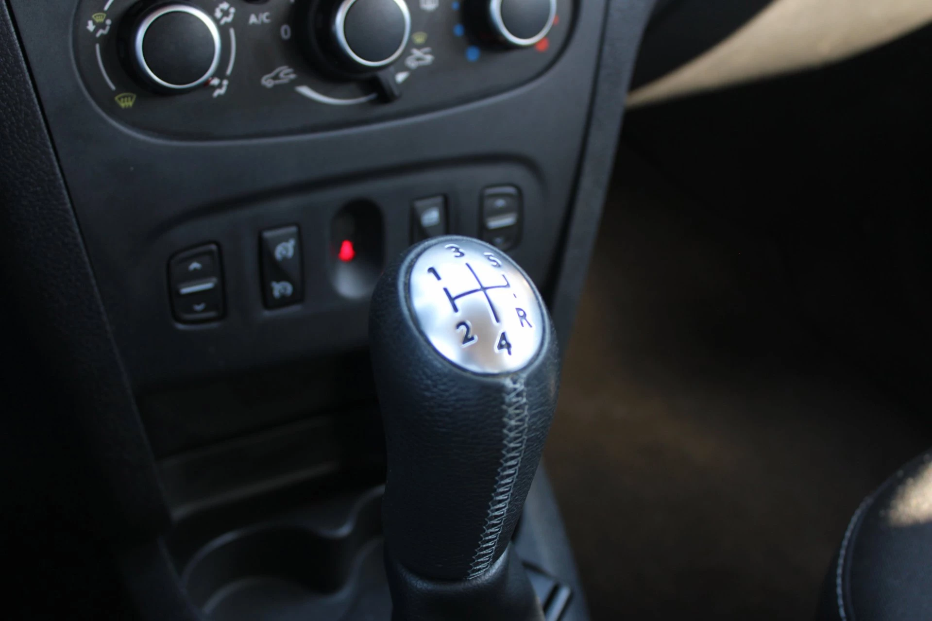 Dacia Sandero Stepway 2019 - 0.9 TCe SL Camera afbeelding 11