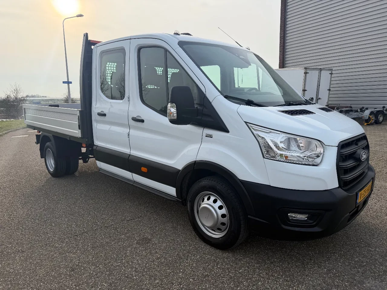 Ford Transit 2024 - dubbel lucht 350 2.0TDCI Dubbelcabine Openlaadbak Airco Camera dubbel luchtTrekhaak 10000KM obrázek 3