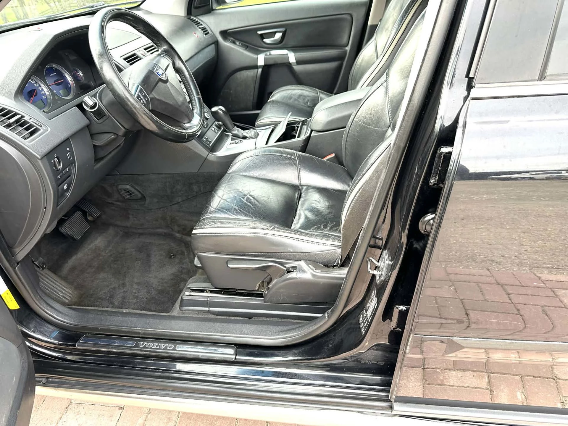 Volvo XC90 2007 - 2.4 D5 Momentum 7 PERSOONS Youngtimer afbeelding 15