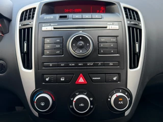 Kia cee'd 2010 - 1.4 CVVT X-tra bj.2010 Airco|Cc|Trekhaak. imagem 19