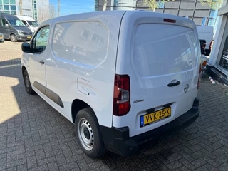 Opel Combo 2023 - 1.5 BlueHDi 100 S&S L1 immagine 7
