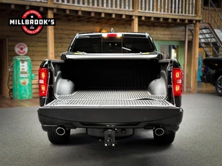 Dodge Ram 1500 2024 - Laramie Sport изображение 9