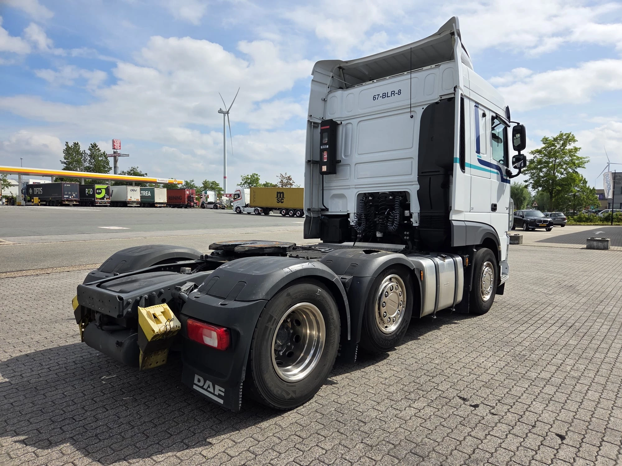 DAF XF 450 2019 - 6X2 NL TRUCK 3 STUKS image 6