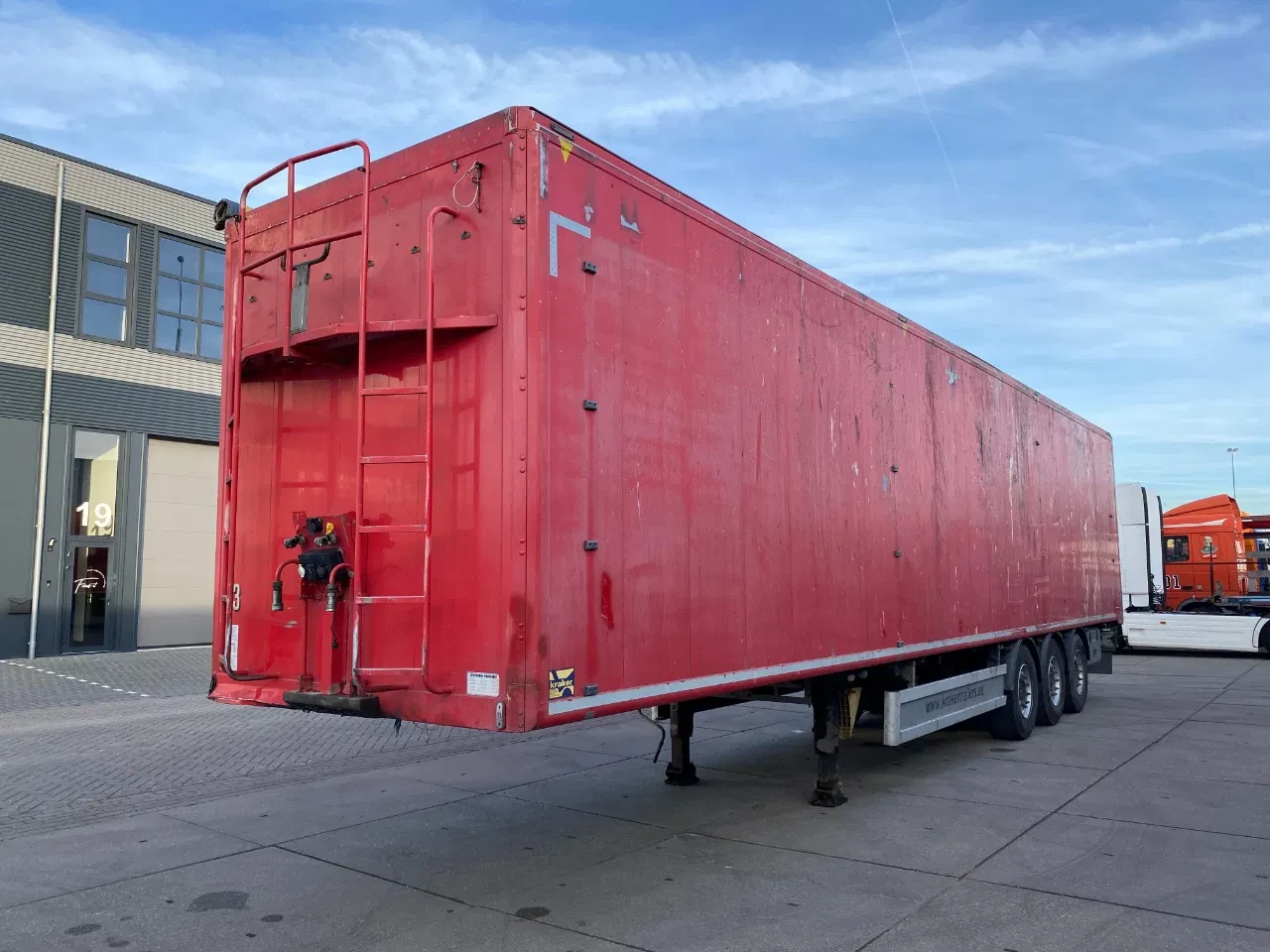 Kraker 2016 - CF-Z Walkingfloor / 90M3 / SAF + Disc Brakes afbeelding 4