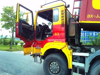 MAN TGS 2009 - 41.440 8X8 NL TRUCK image 7