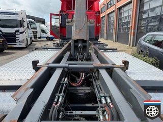 DAF 85 2012 - CF 460 6X2 image 26