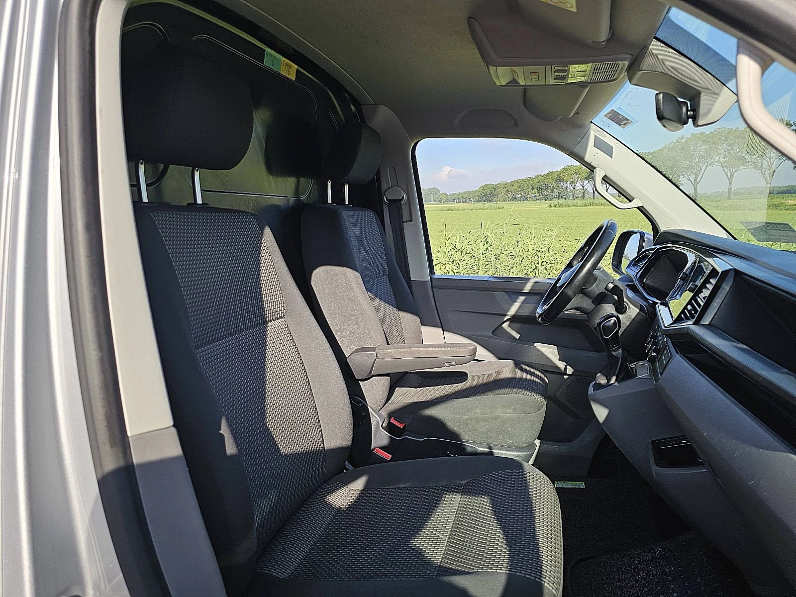 Volkswagen Transporter 2023 - 2.0 TDI Bild 7