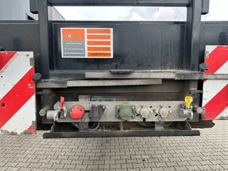 Broshuis N/A 2019 - 3ABSD Lowloader 3-axle / GVW: 59.000kg / Neck: 23.000kg / hydraulic steering + ramps + loading table / 4.60m extendable / winch / liftaxle obrazek 14