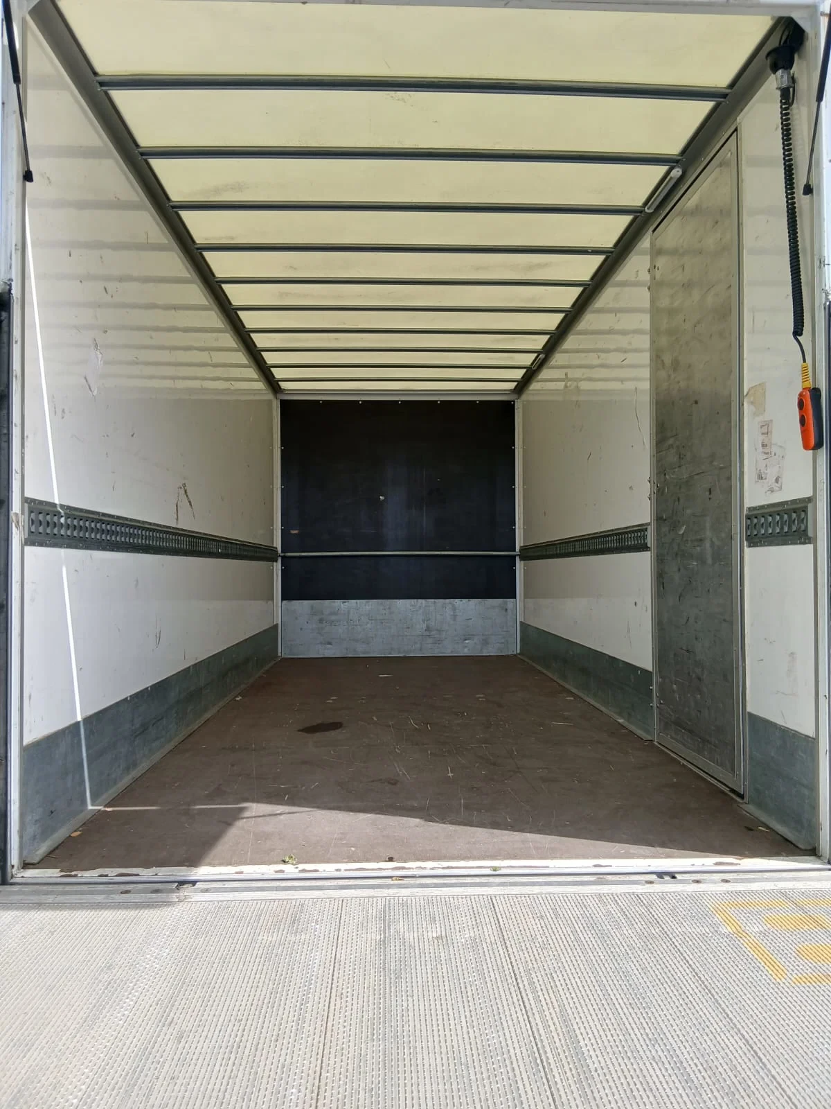 Ford Transit 2024 - Gesloten clixtar 5,2 m. afbeelding 8