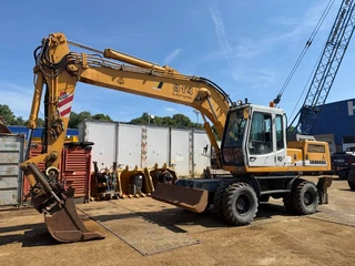Liebherr 2002 - A 914 afbeelding 2 miniatuur