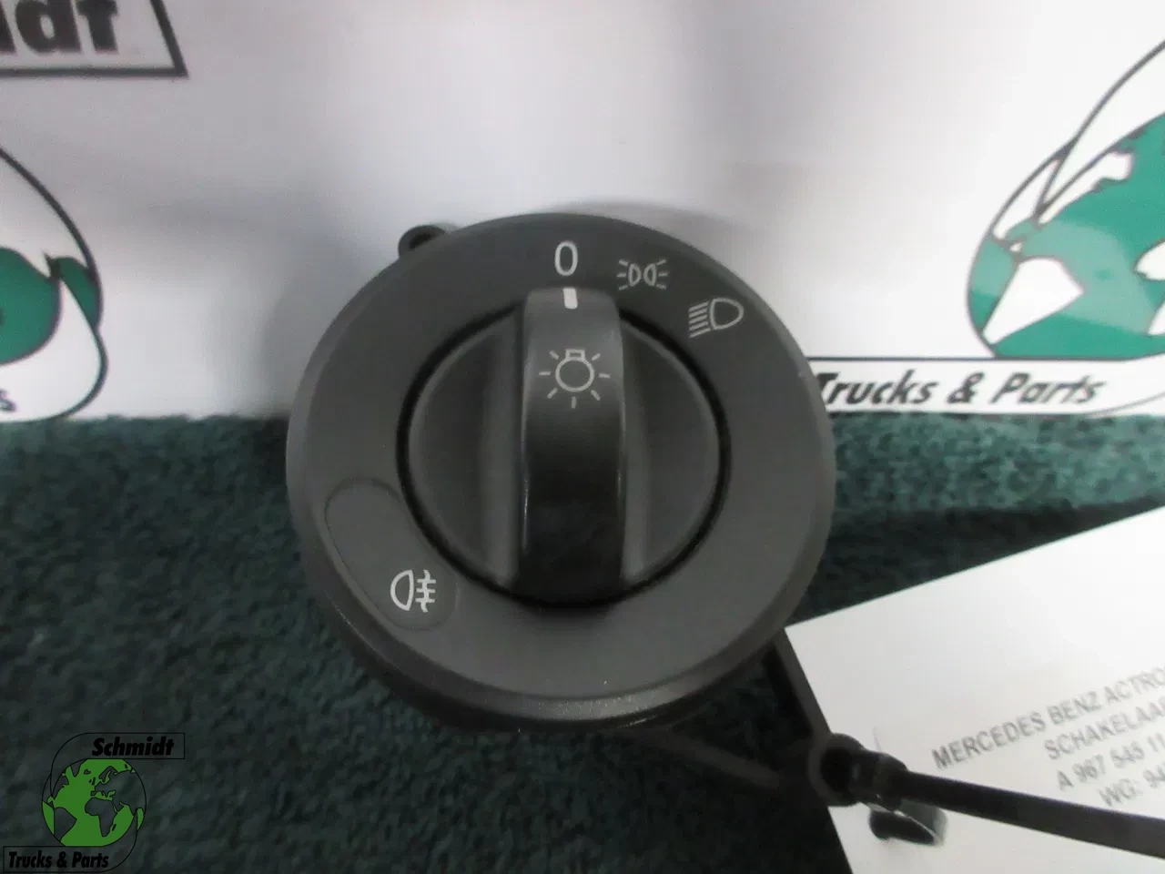 Mercedes-Benz - A 967 545 11 04 LICHT SCHAKELAAR MERCEDES 918 EURO 6 afbeelding 1
