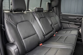 Dodge Ram 1500 2024 - 1500 LIMITED 5.7L V8 | 1e Eigenaar | Head up | Luchtvering | Rambox | Split Tailgate | Pano | Harman / Kardon изображение 15