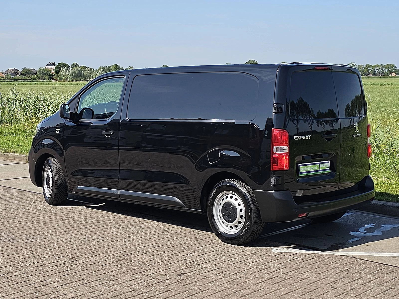 Peugeot Expert 2019 - 2.0 Bild 6
