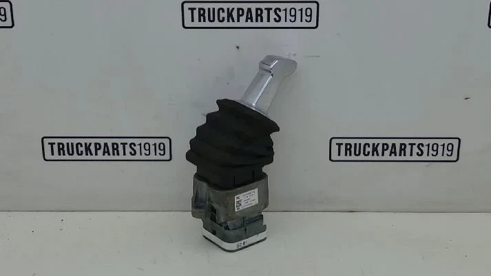 Knorr-Bremse - Brake System Handremventiel MB MP4 image 1