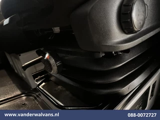 Mercedes-Benz Sprinter 2021 - 317 CDI 170pk L3H2 Euro6 Airco | Camera | Apple Carplay | Cruisecontrol | Chauffeursstoel obrazek 6