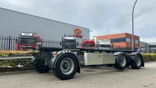 Van Hool 2026 - Nieuw | dwars vergrendeling | stand verlichting | afbeelding 1 miniatuur