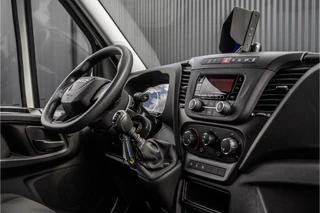 Iveco Daily 2022 - **35S16V 2.3 L4H2 | Euro 6 | 157 PK | Airco | Camera | 3500 KG Trekgewicht | MF Stuur | 3-Persoons** obrazek 2