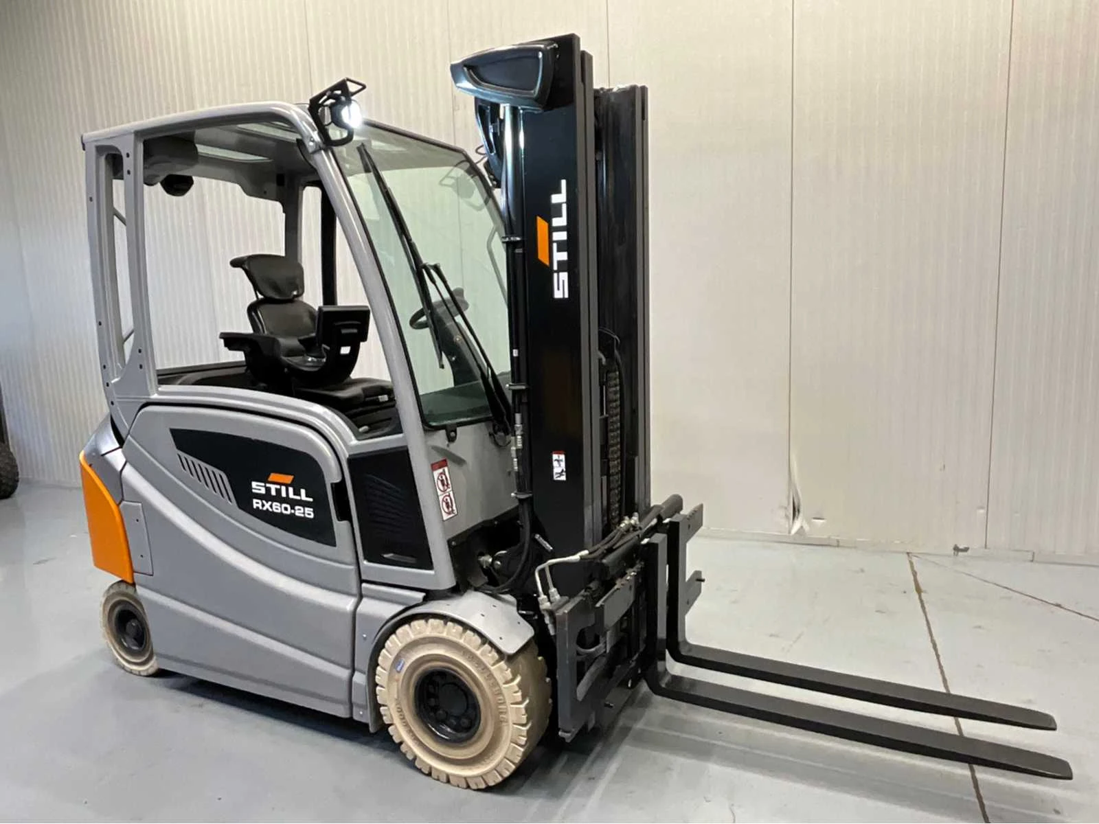 Still 2021 - RX60-25 Triplex- Freelift - Sideshift zdjęcie 6