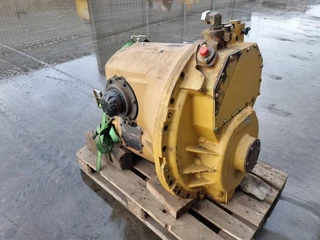 Cat N/A - D6R Refurbished Transmission zdjecie 4