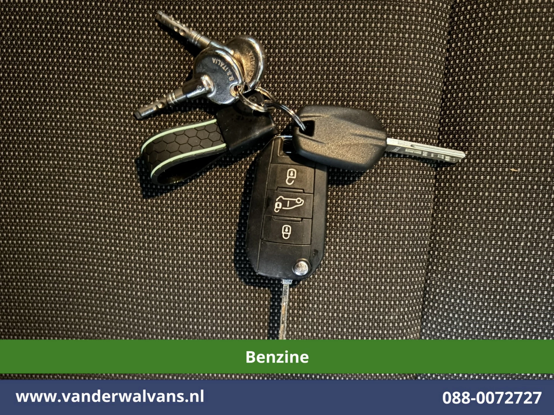 Citroën Berlingo 2020 - 1.2 PureTech 130pk Automaat Benzine L1H1 Euro6 Airco | 3-Zits | Camera | Apple Carplay afbeelding 21