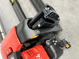Ep N/A 2026 - F4 Li-ion pallettruck met zwenkwielen image 10