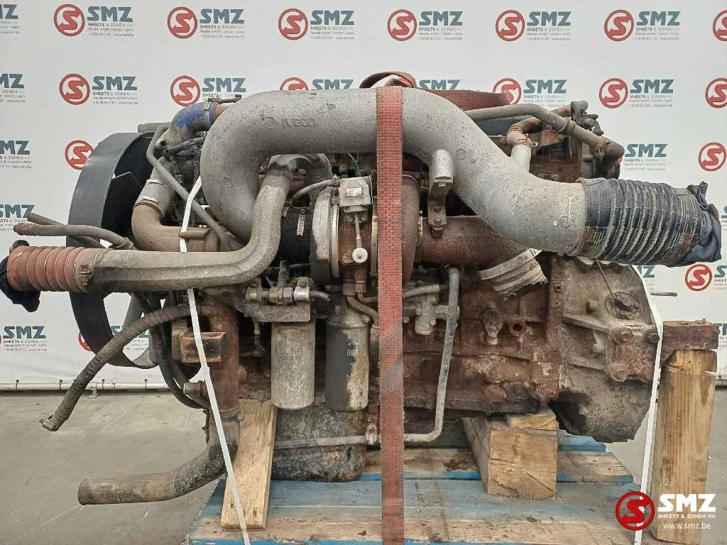 Iveco - Occ motor F3AE0681B Iveco Cursor 10 Bild 2