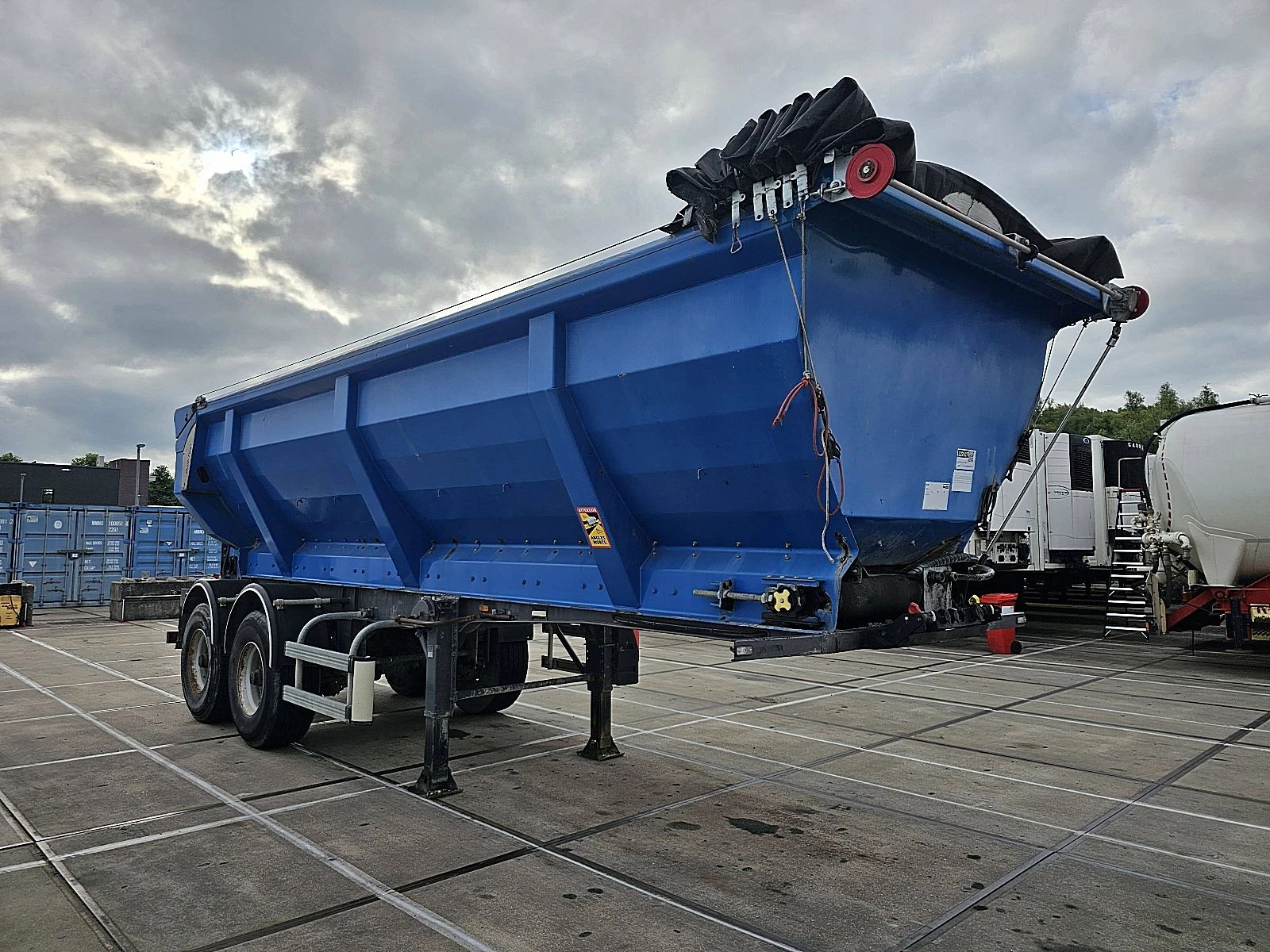 Lecitrailer 2015 - TIPPER imagem 3