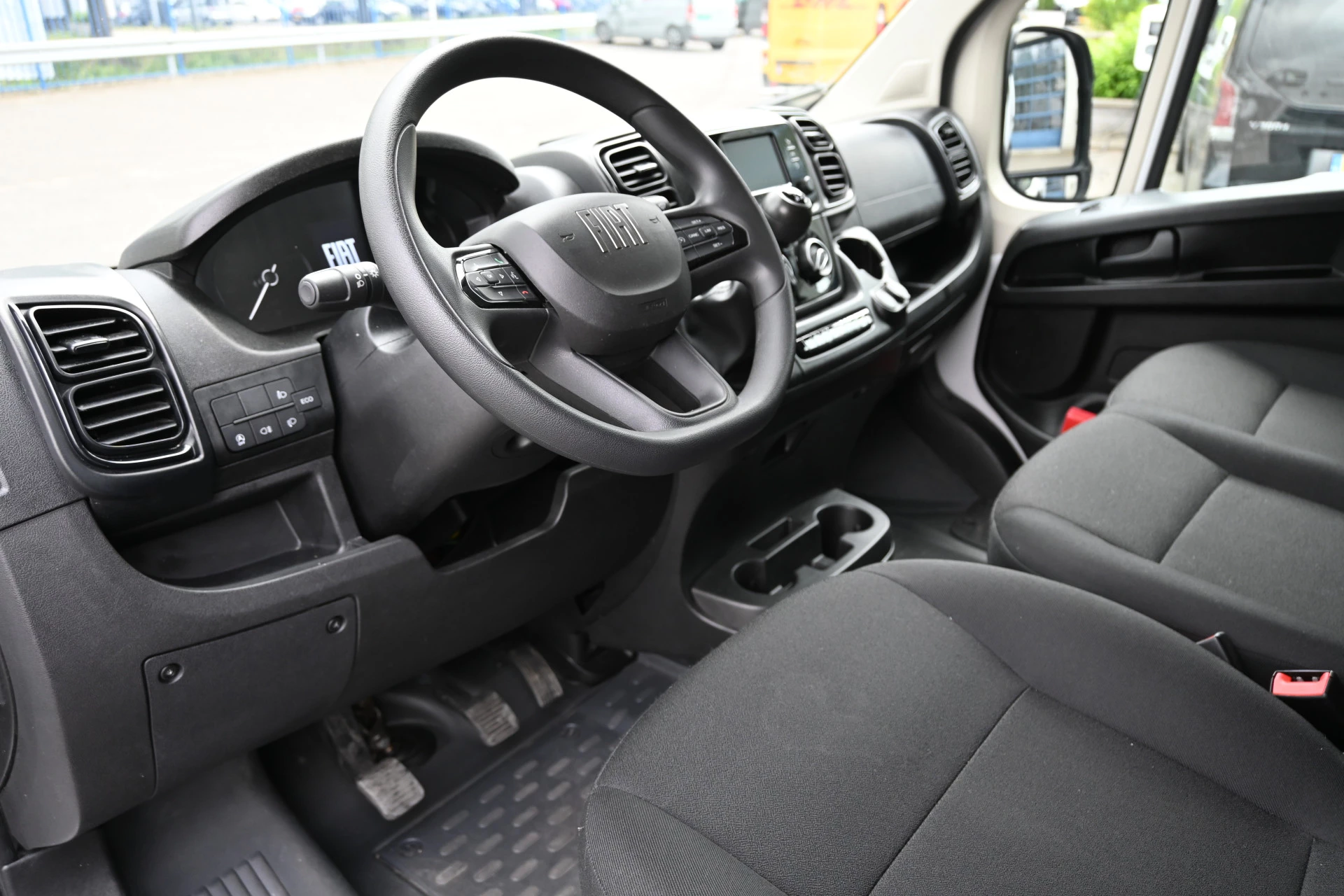 Fiat Ducato 2024 - L2H2 2.2 MultiJet 140 pk 3.5t obrázek 4