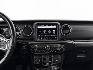 Jeep Wrangler 2022 - Unlimited 4xe plug-in 380 Sahara obrazek 25