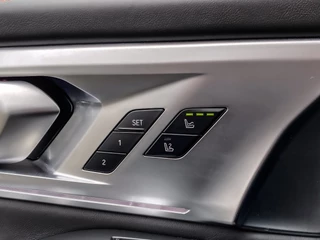 BMW XM 2023 - 748PK V8 PHEV Label Red 30 kWh image 66