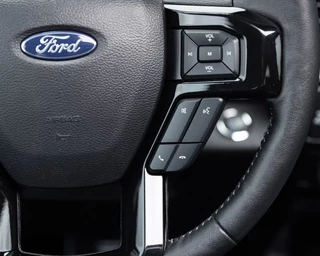 Ford F-150 2019 - (USA) Harley Davidson V8 5.0L Tuscany Motor Co. imagem 49