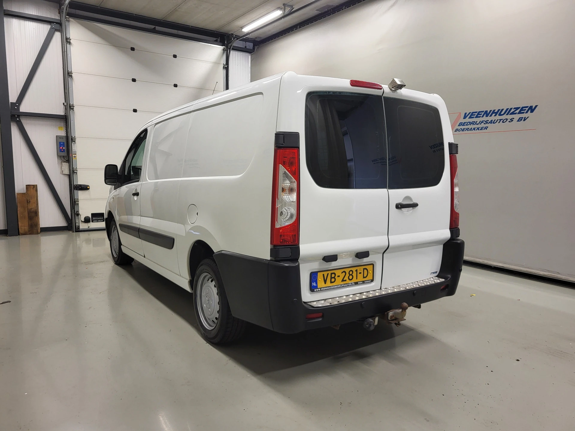 Peugeot Expert 2014 - 2.0HDI L2/H1 Trekhaak Apk tot 24-2-2027! afbeelding 16