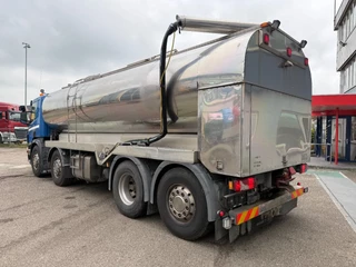 Scania P 2011 - P400 8X2 imagem 13