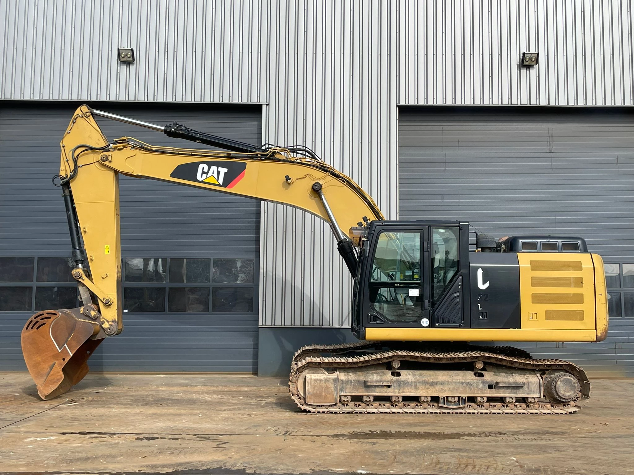 Caterpillar 324EL 2015 immagine 1