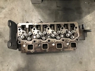 Mercedes-Benz N/A - A 9040103121 OM 904 CILINDERKOP ATEGO 814-824 image 3