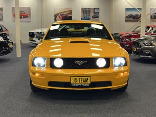 Ford Mustang 2009 - Coupe 4.6i V8 GT Premium 45th Anniversary Edition obrazek 10