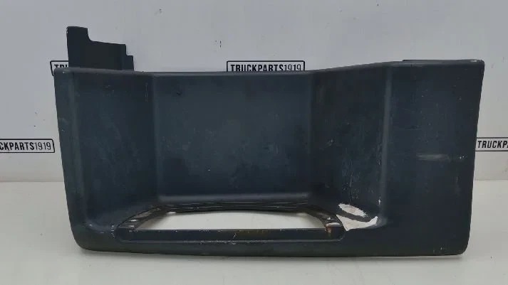 MAN - Body & Chassis Parts Opstapbak Li. zdjęcie 1