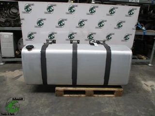 Volvo - FM 21516457 BRANDSTOFTANK 730L EURO 5 na prodej