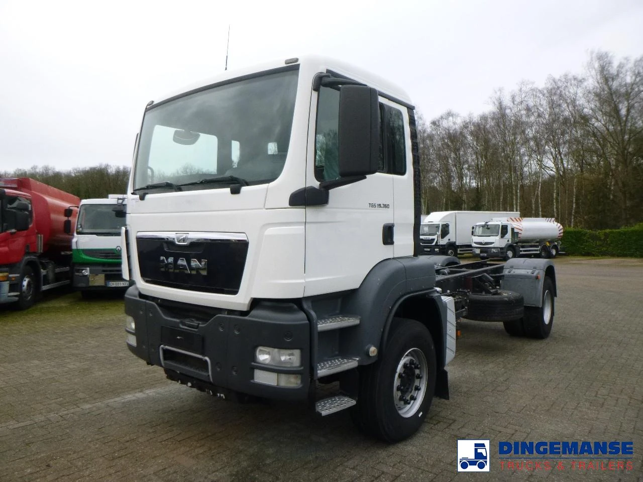 MAN TGS 2013 - 19.360 4X2 BBS manual Euro 2 chassis + PTO изображение 1