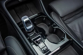 Volvo XC40 2023 - 1.5 T5 Plug-in hybrid Ultimate Dark, Pano, Leder imagen 24