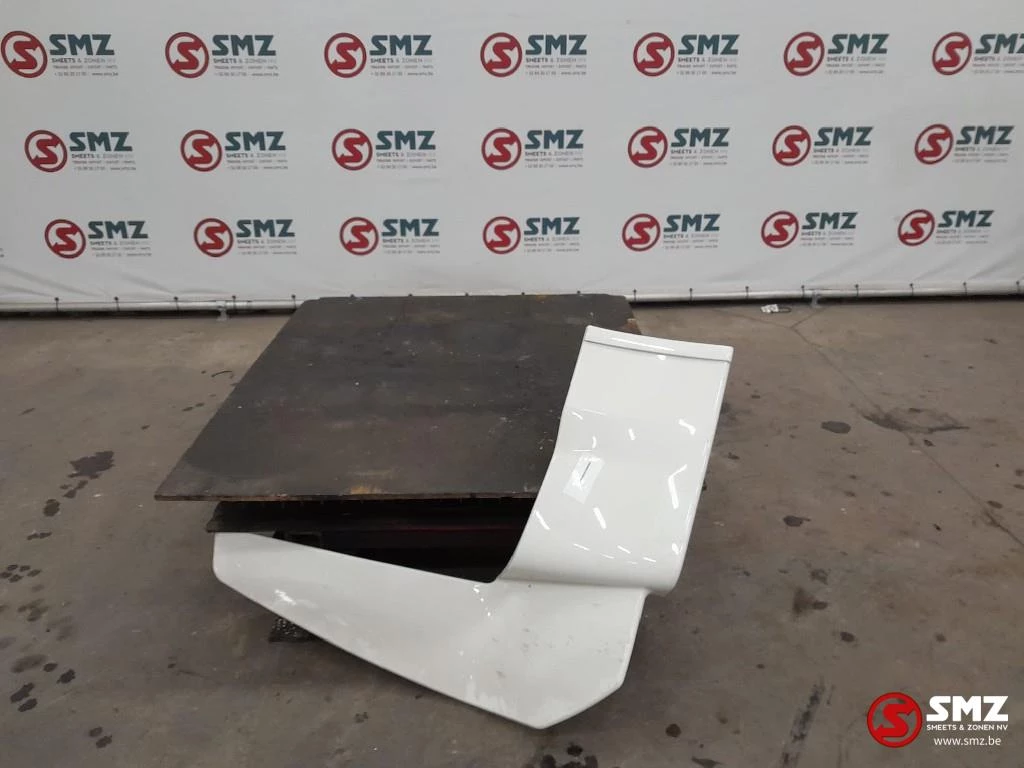 MAN 2019 - Occ cabinespoiler rechtsboven MAN Bild 3