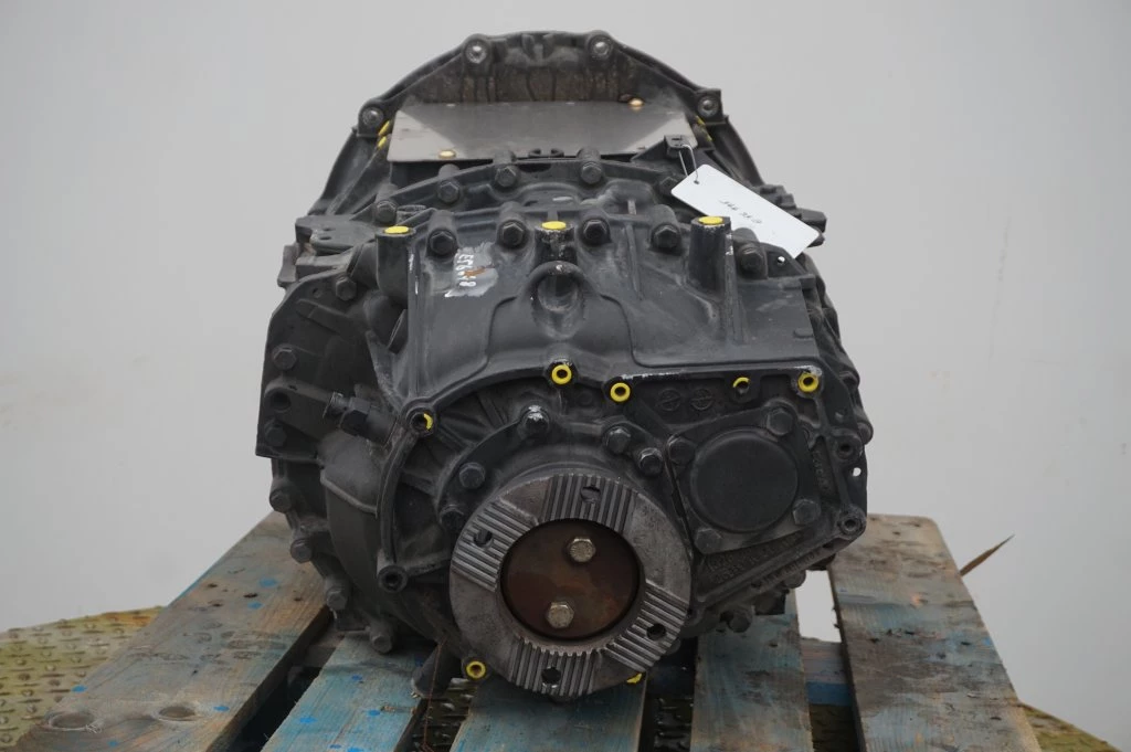 ZF 2014 - 12AS2130TDM12 obrázek 4