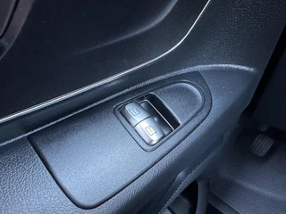 Mercedes-Benz Vito 2023 - 110 CDI L2 Airco Navigatie Parkeersensoren image 17