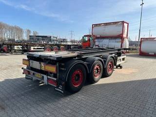 Van Hool N/A 2003 - 20FT Tipping-chassis (20 degrees tipping angle, 24V operated) / ADR (EX/II, EX/III, FL, AT) / SAF discbrakes / 2 liftaxles / NL-chassis image 6